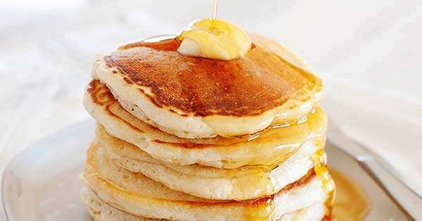 How to Make Homemade Pancakes Without Milk
